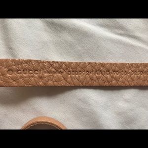 gucci camelia belt